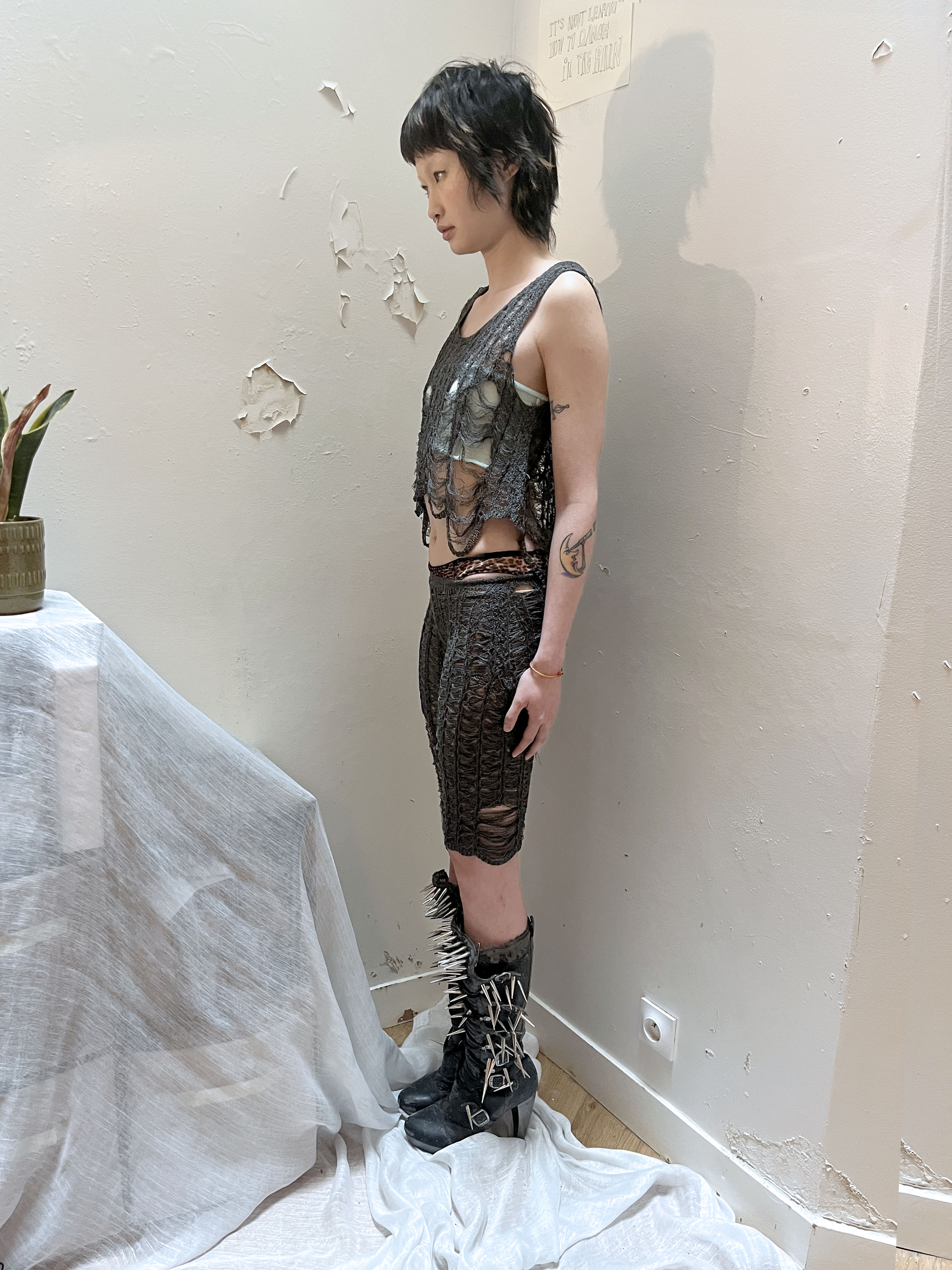 SPIKES LADDER CAPRIS